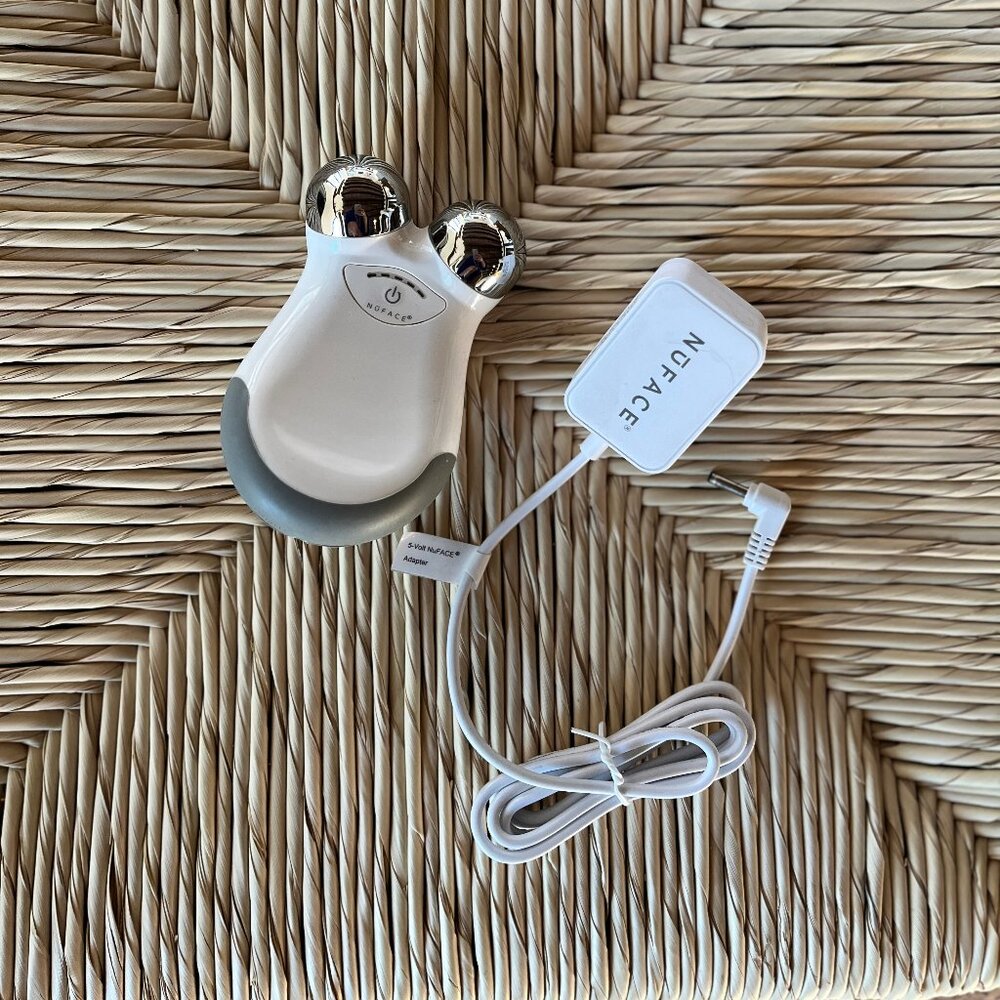 NuFace mini+